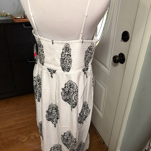 Old Navy spaghetti strap dress. Sz. L. NWT! - Picture 2 of 5
